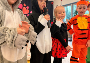 „Magiczny czas z Babcią i Dziadkiem” w grupie XII