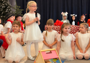 „Magiczny czas z Babcią i Dziadkiem” w grupie XII