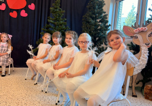 „Magiczny czas z Babcią i Dziadkiem” w grupie XII