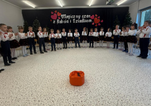 „Kochamy Was…”- Dzień Babci i Dziadka w grupie V