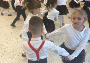 „Kochamy Was…”- Dzień Babci i Dziadka w grupie V