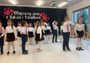 „Kochamy Was…”- Dzień Babci i Dziadka w grupie V