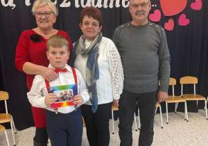 „Kochamy Was…”- Dzień Babci i Dziadka w grupie V