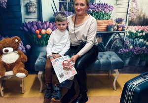 „Wspomnienia, które łączą pokolenia...”- Dzień Babci i Dziadka w grupie VI