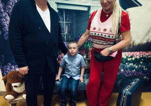 „Wspomnienia, które łączą pokolenia...”- Dzień Babci i Dziadka w grupie VI