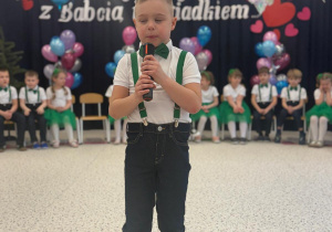 „Wspomnienia, które łączą pokolenia...”- Dzień Babci i Dziadka w grupie VI