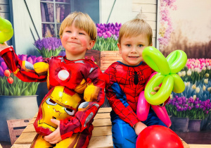 "Karnawał z Babcią i Dziadkiem" w grupie IX