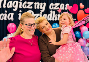 "Karnawał z Babcią i Dziadkiem" w grupie IX