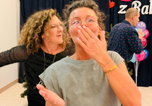 "Karnawał z Babcią i Dziadkiem" w grupie IX