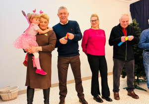 "Karnawał z Babcią i Dziadkiem" w grupie IX