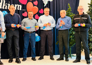 "Karnawał z Babcią i Dziadkiem" w grupie IX