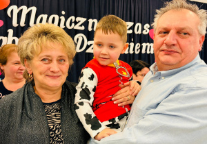 "Karnawał z Babcią i Dziadkiem" w grupie IX