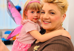 "Karnawał z Babcią i Dziadkiem" w grupie IX