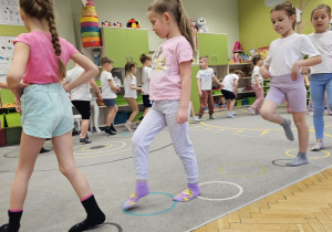 Stópki ćwiczymy – wesoło się bawimy – grupa IV