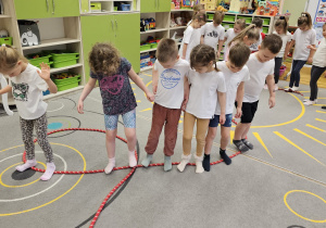 Stópki ćwiczymy – wesoło się bawimy – grupa IV