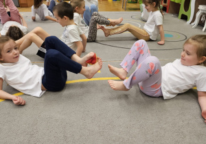 Stópki ćwiczymy – wesoło się bawimy – grupa IV