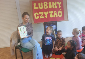 Projekt edukacyjno – czytelniczy ,,Lubimy czytać” pod hasłem ,,Książka przyjacielem dziecka” z udziałem rodziców w grupie V
