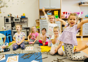 "Sztuka Pitagorasa- czyli od małego smyka do arcymatematyka” - innowacja w gr. XI