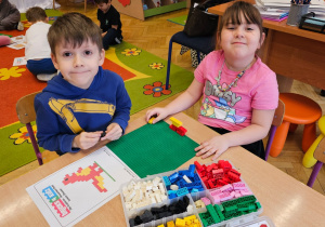 „Gdzie jest T.rex ?„– Kids Lab w grupie V