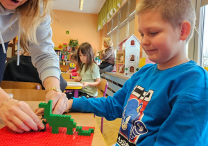 „Gdzie jest T.rex ?„– Kids Lab w grupie V