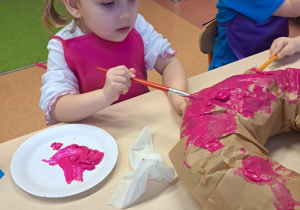 "Gdy Ci smutno, gdy Ci źle, pączek rozweseli Cię!" - Tłusty czwartek w grupie IX