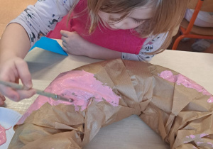 "Gdy Ci smutno, gdy Ci źle, pączek rozweseli Cię!" - Tłusty czwartek w grupie IX