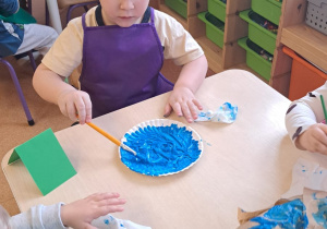 "Gdy Ci smutno, gdy Ci źle, pączek rozweseli Cię!" - Tłusty czwartek w grupie IX