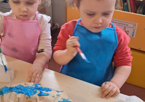 "Gdy Ci smutno, gdy Ci źle, pączek rozweseli Cię!" - Tłusty czwartek w grupie IX