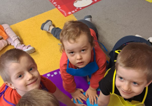 "Gdy Ci smutno, gdy Ci źle, pączek rozweseli Cię!" - Tłusty czwartek w grupie IX