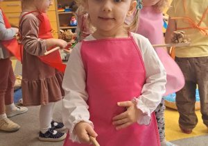 "Gdy Ci smutno, gdy Ci źle, pączek rozweseli Cię!" - Tłusty czwartek w grupie IX