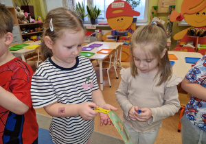 Dzisiaj pączki i pączusie, wypinają swoje brzusie … Tłusty Czwartek w grupie X