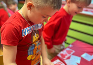 "Małe Serca- Wielkie Uczucia" czyli Walentynki w grupie VI