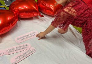 "Małe Serca- Wielkie Uczucia" czyli Walentynki w grupie VI