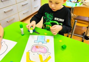 „Małe pączki, duże pączki…” - Tłusty Czwartek w gr. XII