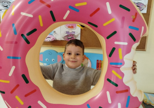 „Małe pączki, duże pączki…” - Tłusty Czwartek w gr. XII