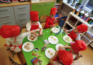 „Małe pączki, duże pączki…” - Tłusty Czwartek w gr. XII