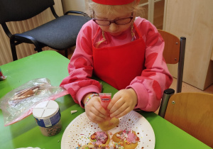 „Małe pączki, duże pączki…” - Tłusty Czwartek w gr. XII