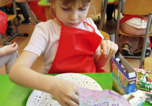 „Małe pączki, duże pączki…” - Tłusty Czwartek w gr. XII