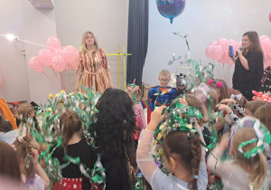 "Czas na bal!" - Walentynkowy Bal Karnawałowy, grupa IX