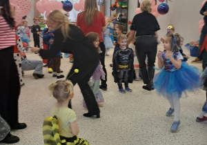 "Czas na bal!" - Walentynkowy Bal Karnawałowy, grupa IX