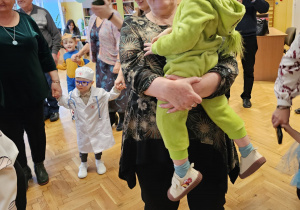 "Karnawał z Babcią i Dziadkiem"- grupa I