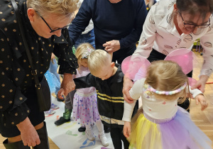 "Karnawał z Babcią i Dziadkiem"- grupa I