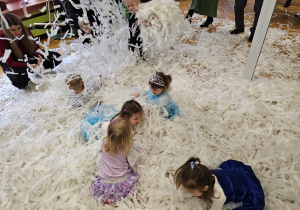 "Karnawał z Babcią i Dziadkiem"- grupa I