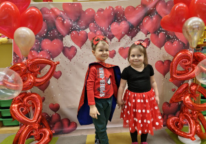 Maski, stroje i korony – dziś karnawał wymarzony … walentynkowo-karnawałowy bal – Grupa X .