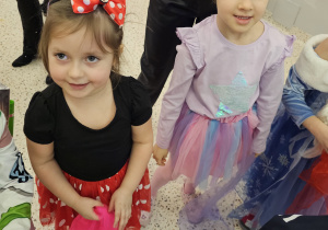 Maski, stroje i korony – dziś karnawał wymarzony … walentynkowo-karnawałowy bal – Grupa X .