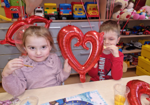 Maski, stroje i korony – dziś karnawał wymarzony … walentynkowo-karnawałowy bal – Grupa X .