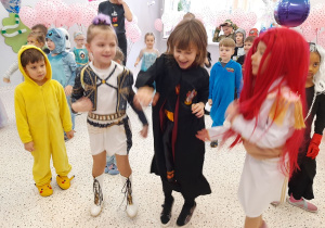 Bal karnawałowo – walentynkowy w grupie V.