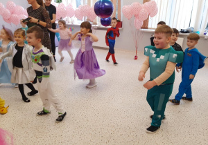 Bal karnawałowo – walentynkowy w grupie V.