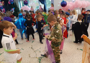 Bal karnawałowo – walentynkowy w grupie V.