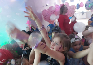 Bal karnawałowo – walentynkowy w grupie V.